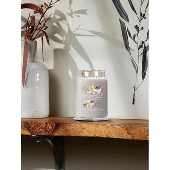 Smoked Vanilla & Cashmere Signature Candle ( dymová vanilka a kašmír ) - Vonná sviečka

